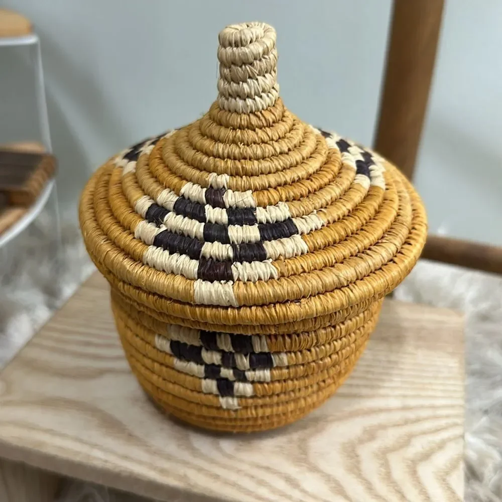Small Boho Natural Woven Basket With Lid For Home Decor